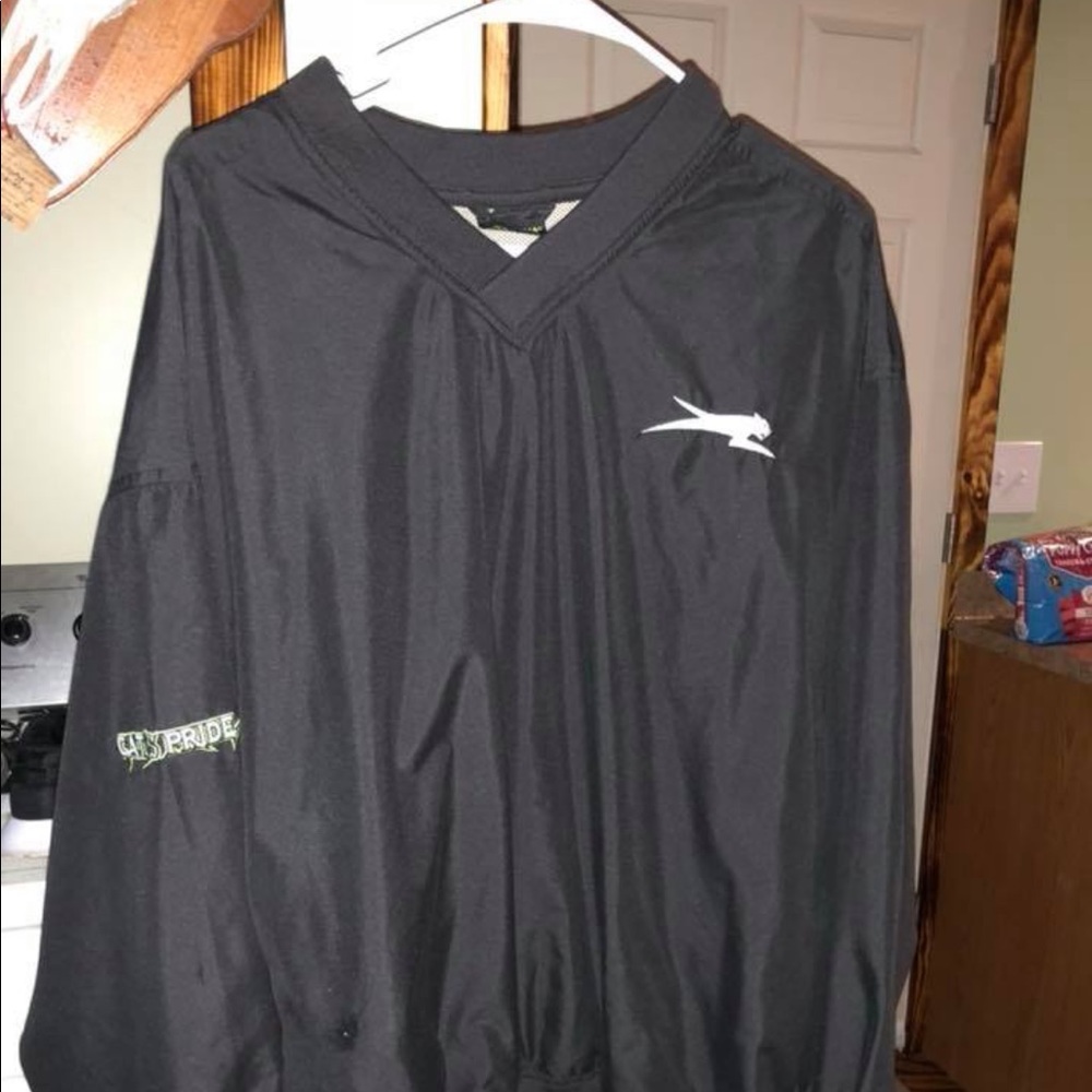 Arctic cat pullover